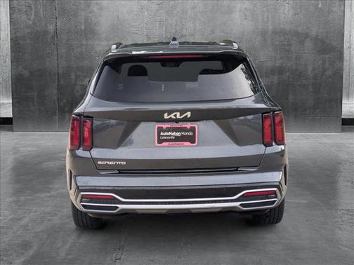 2023 Kia Sorento S