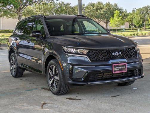 2023 Kia Sorento S