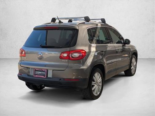 2011 Volkswagen Tiguan SEL