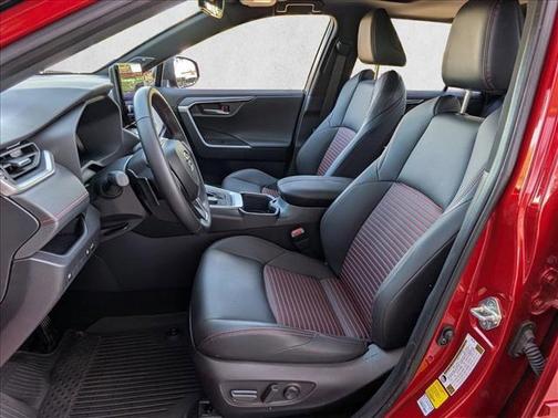 2024 Toyota RAV4 Prime XSE