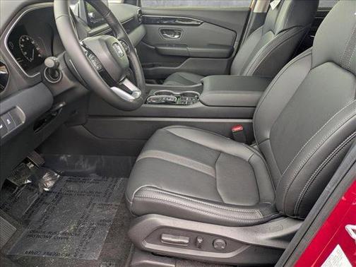 2025 Honda Pilot Touring 8-Passenger