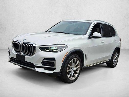 White 2023 BMW X5 xDrive40i