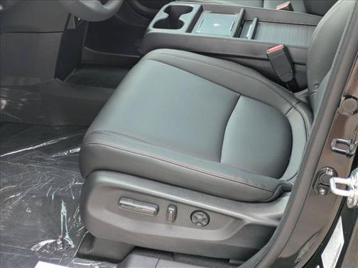 Crystal Black Pearl 2026 Honda Odyssey Sport-L