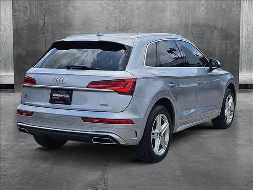 2021 Audi Q5 Premium Plus 55 TFSI e quattro S tronic