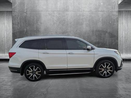 2019 Honda Pilot Touring 8-Passenger