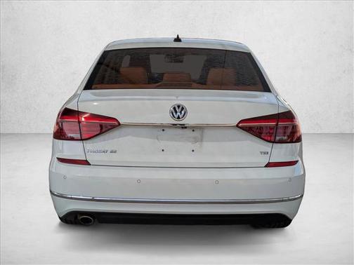 2018 Volkswagen Passat 2.0T SE