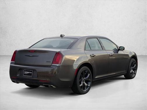 2023 Chrysler 300 Touring