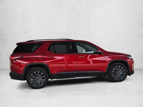 Radiant Red Tintcoat 2023 Chevrolet Traverse RS
