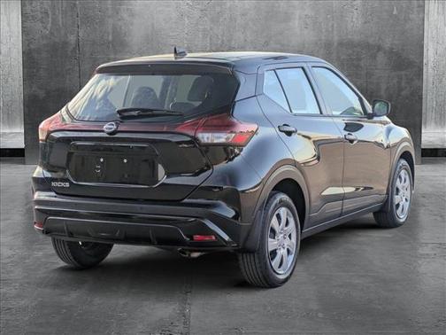 2024 Nissan Kicks S