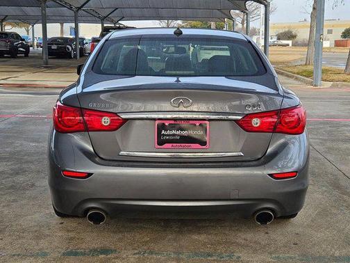 2015 INFINITI Q50 Premium