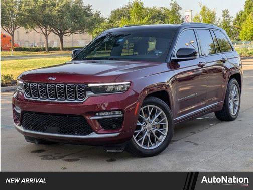 2022 Jeep Grand Cherokee Summit
