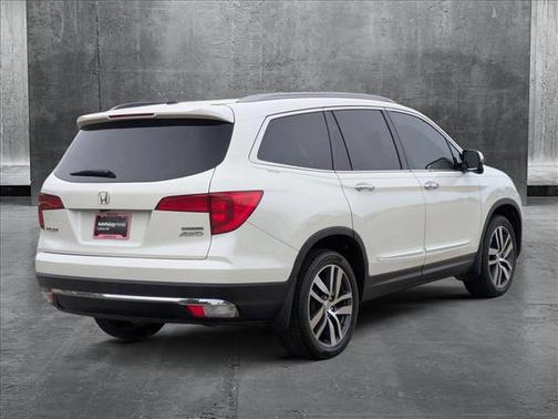 2017 Honda Pilot Touring