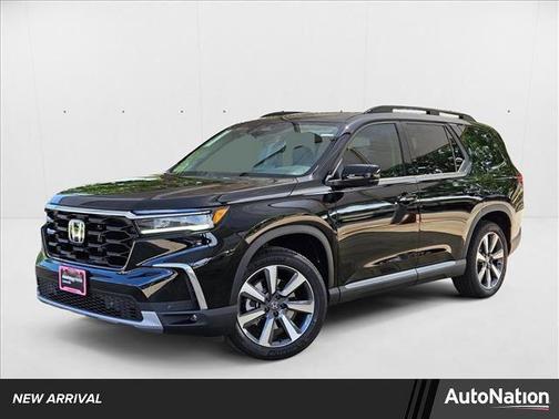 2025 Honda Pilot Touring 8-Passenger
