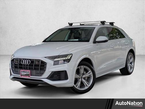 2023 Audi Q8 55 Premium Plus