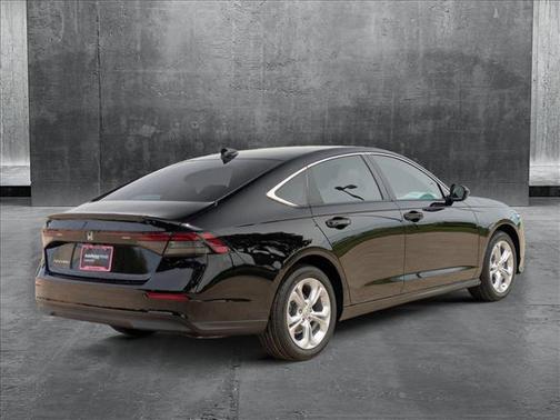 2025 Honda Accord LX 1.5T