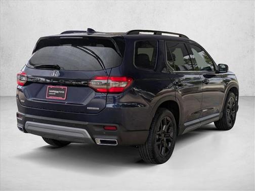 2025 Honda Pilot Touring 8-Passenger