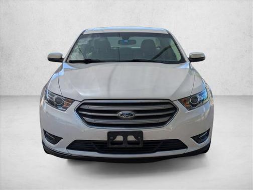White Platinum Metallic Tri-Coat 2016 Ford Taurus SEL