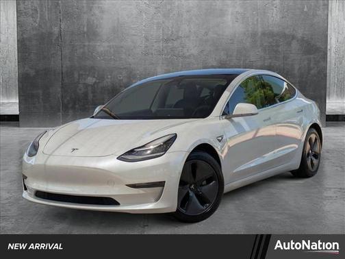 2020 Tesla Model 3 Standard Range Plus