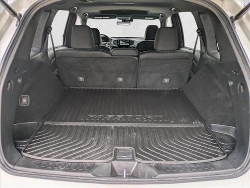 Platinum White Pearl 2023 Honda Passport AWD Elite