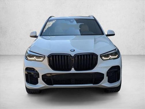 2022 BMW X5 M50i