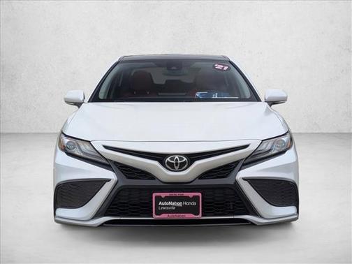 Wind Chill Pearl 2021 Toyota Camry XSE