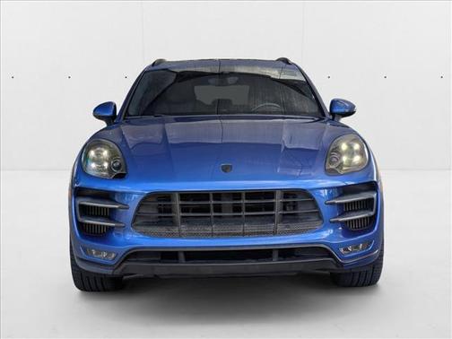 2015 Porsche Macan Turbo