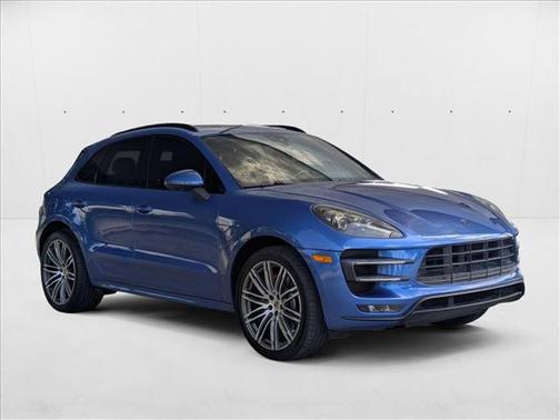 2015 Porsche Macan Turbo
