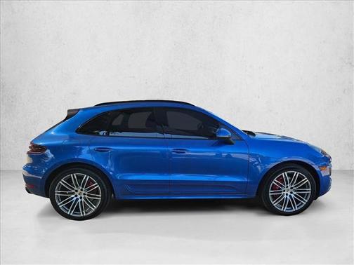 2015 Porsche Macan Turbo