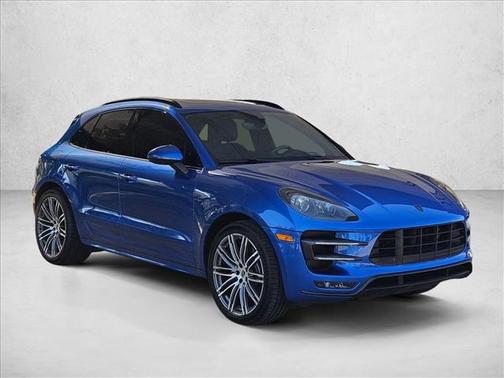 2015 Porsche Macan Turbo