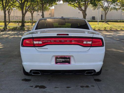 2014 Dodge Charger SXT