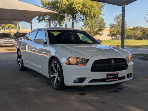 2014 Dodge Charger SXT
