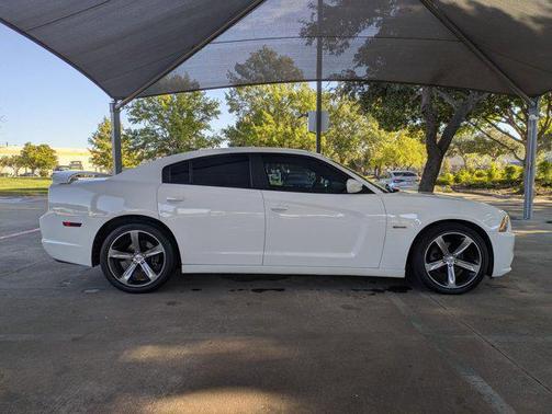 2014 Dodge Charger SXT