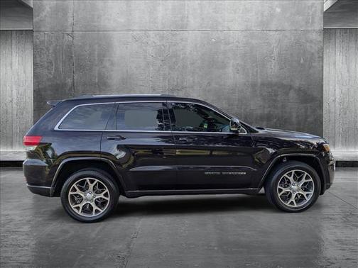 2018 Jeep Grand Cherokee Sterling Edition
