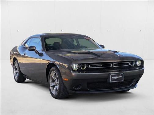 2016 Dodge Challenger SXT