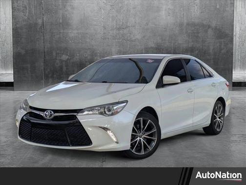 2016 Toyota Camry XSE