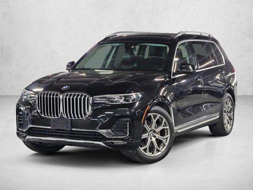 Black Sapphire Metallic 2021 BMW X7 xDrive40i