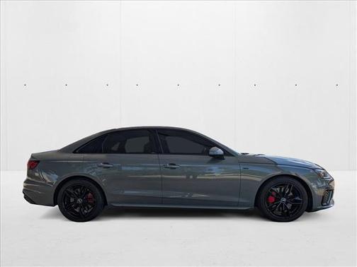 2023 Audi A4 45 S line Premium Plus