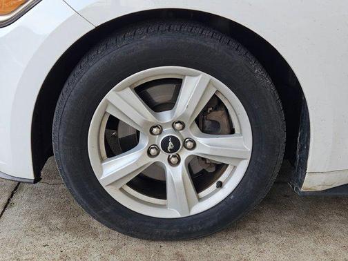 2016 Ford Mustang V6