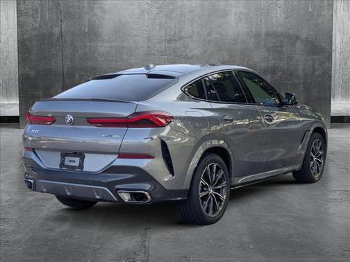 2025 BMW X6 xDrive40i
