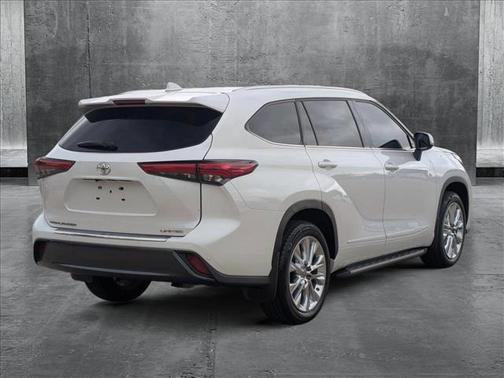 2023 Toyota Highlander Limited