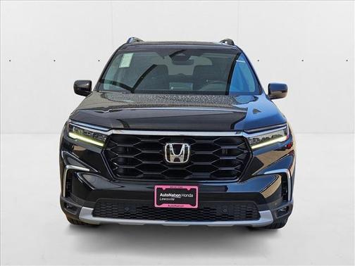 2025 Honda Pilot Touring 8-Passenger