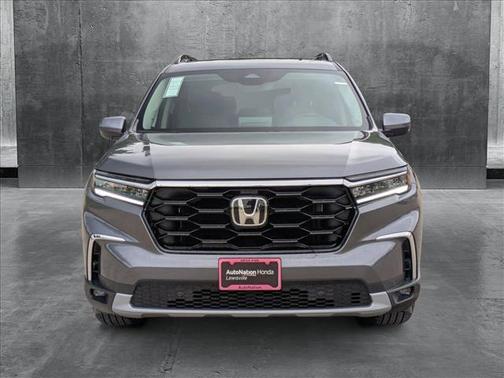 2025 Honda Pilot Touring 8-Passenger