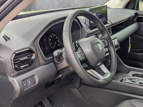 2025 Honda Pilot Touring 8-Passenger