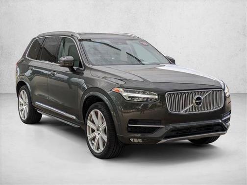 2018 Volvo XC90 T6 Inscription