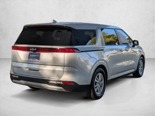 2022 Kia Carnival LXS