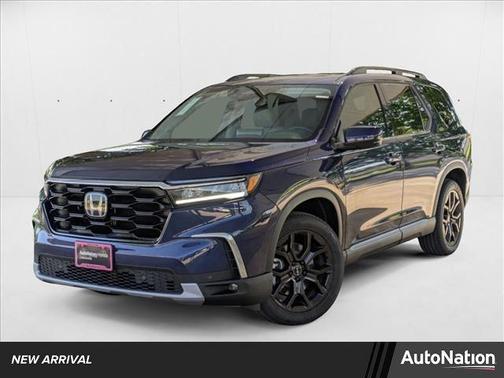 2025 Honda Pilot Touring 8-Passenger