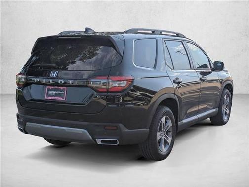 Crystal Black Pearl 2026 Honda Pilot EX-L
