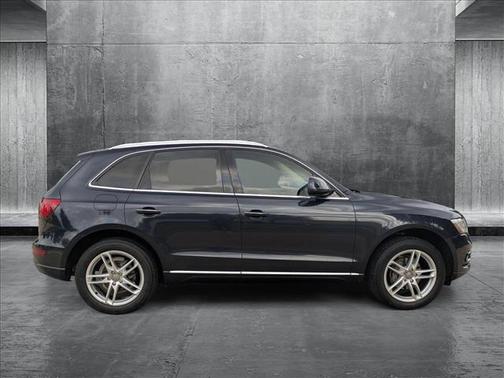 2017 Audi Q5 2.0T Premium Plus