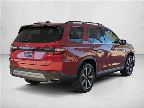 2025 Honda Pilot Touring 8-Passenger