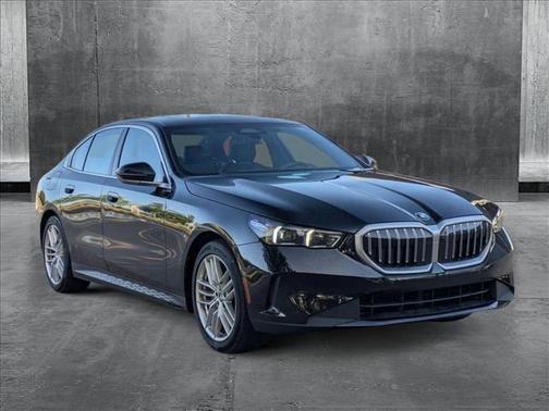 2025 BMW 530 i